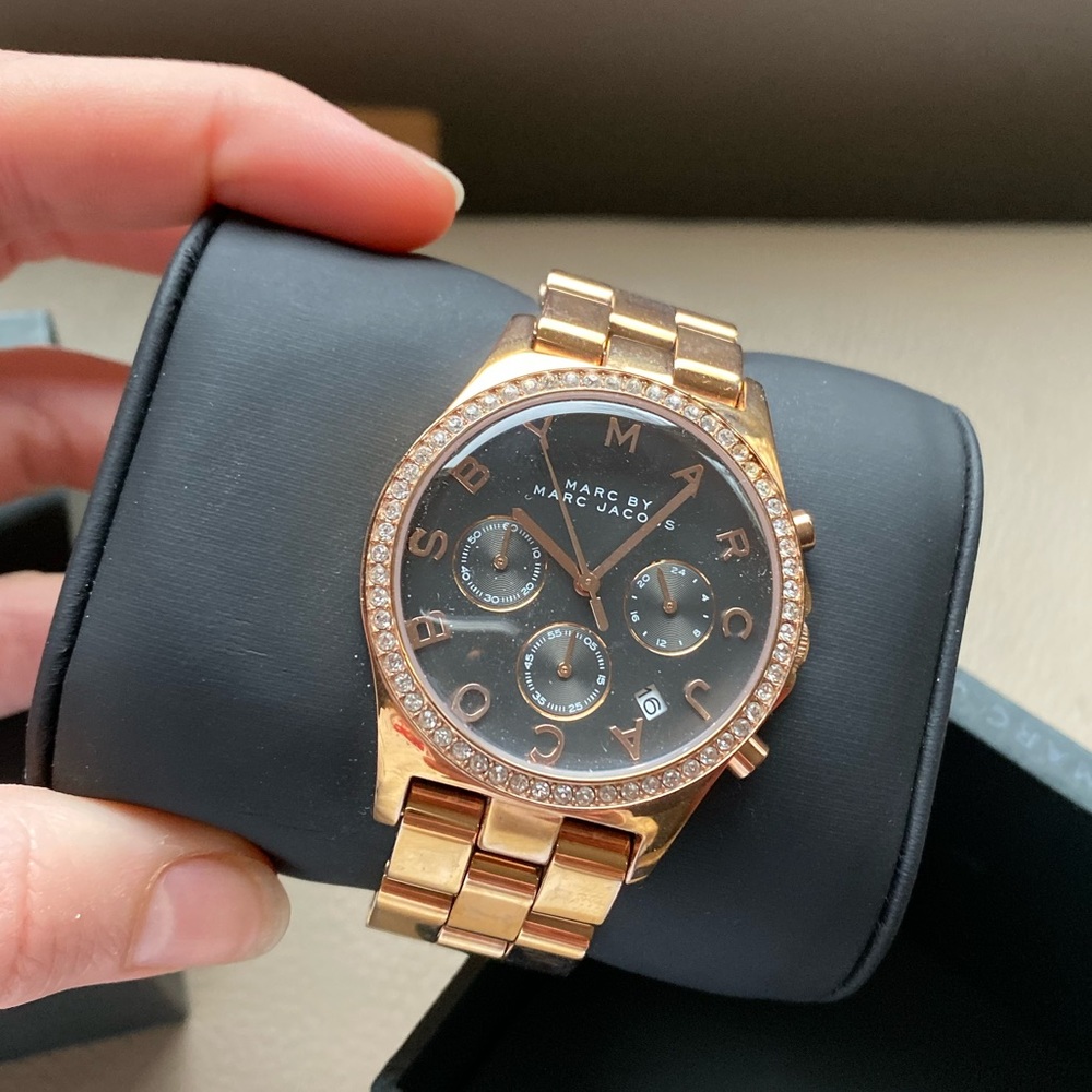 Marc Jacobs rose gold watch